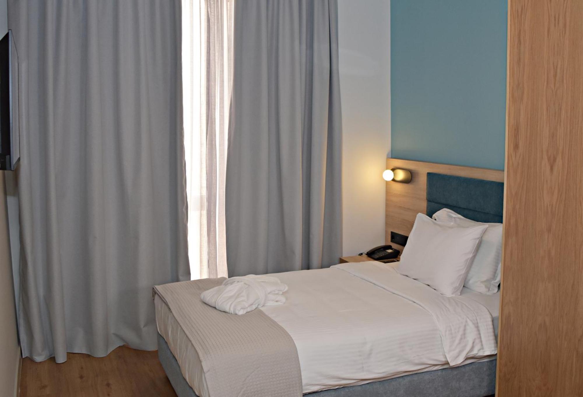 Arethusa Hotel Athens Exterior photo